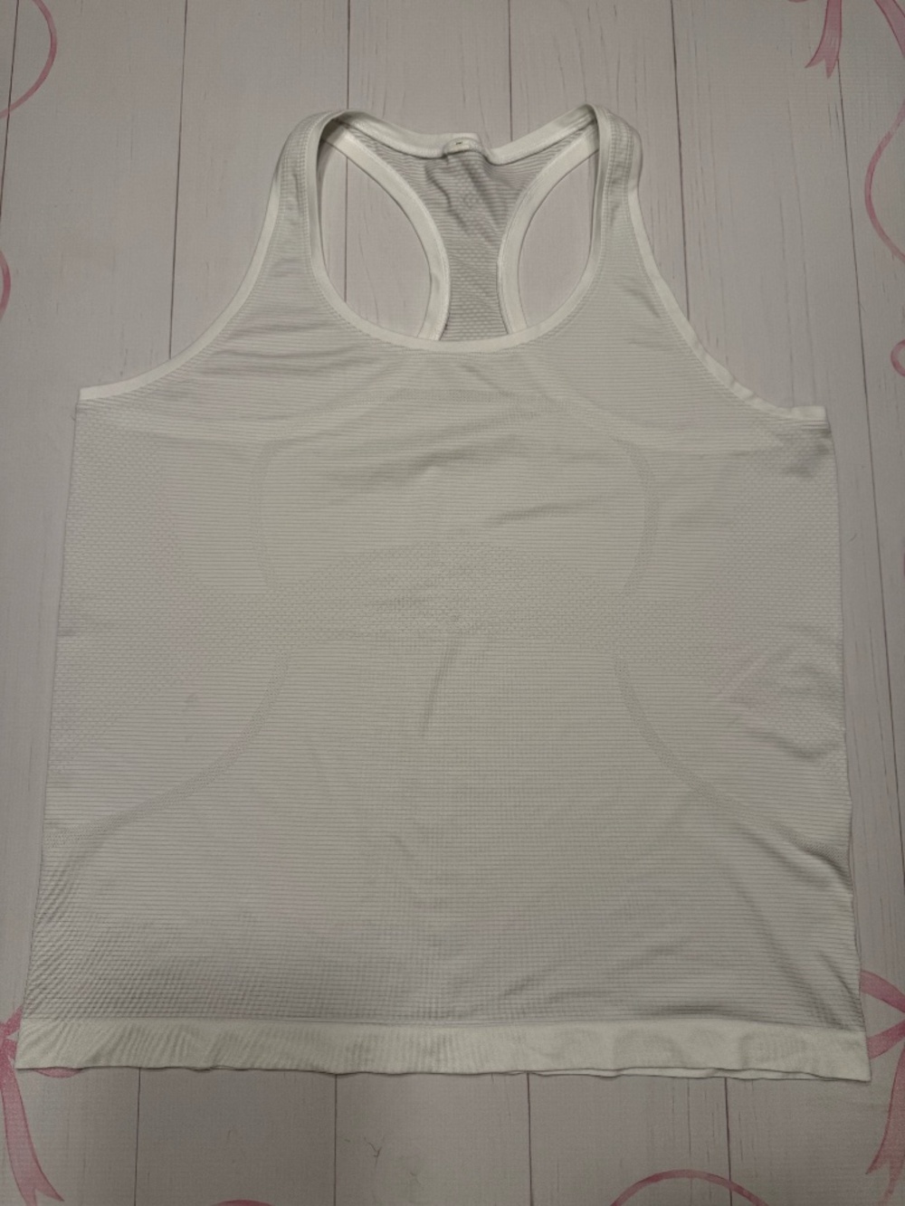Lululemon Swiftly Tech Racerback Tank in White with Gray Stripes Size 16